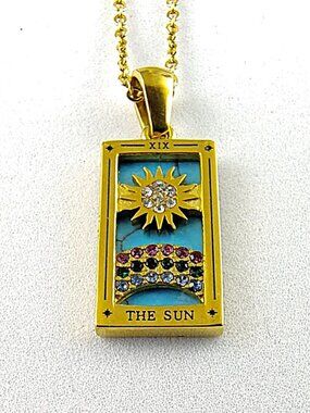 NWOT  The Sun Tarot Card Necklace